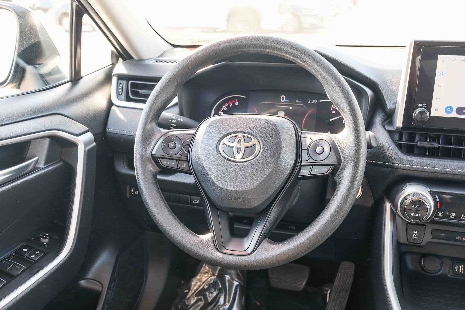 Thumbnail: 2025 Toyota RAV4 - 16