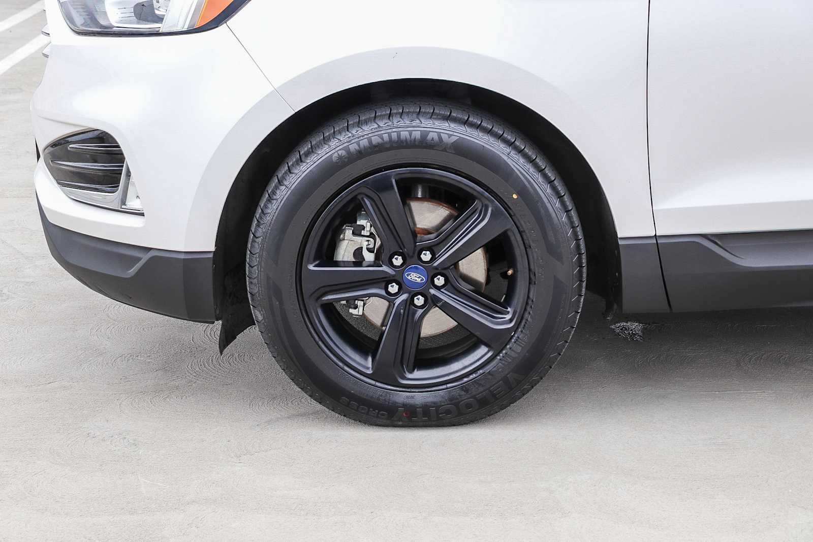 Thumbnail: 2019 Ford Edge - 10