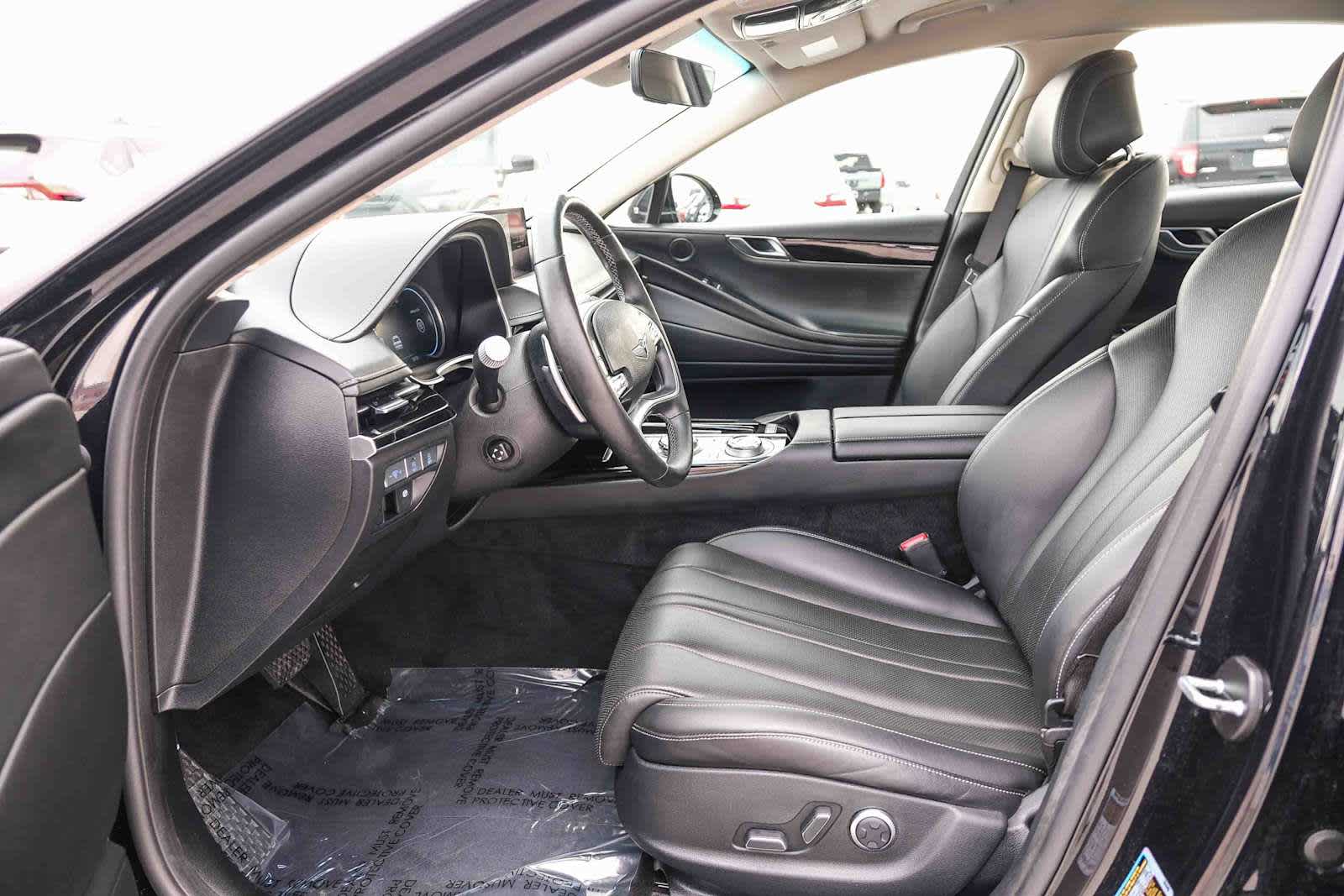 Thumbnail: 2023 Genesis G80 - 17