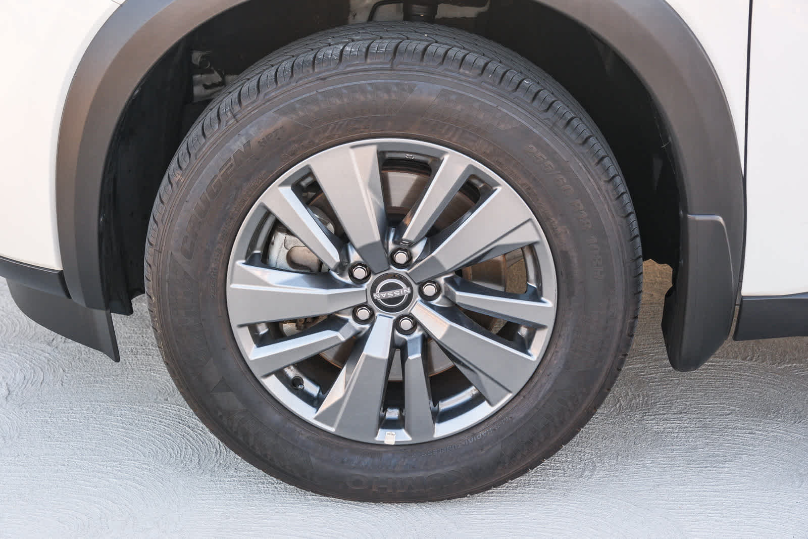 Thumbnail: 2024 Nissan Pathfinder - 10