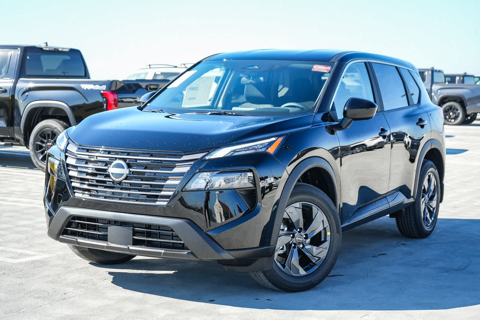 Thumbnail: 2026 Nissan Rogue - 1