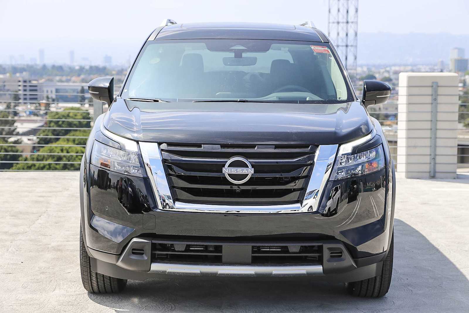 Thumbnail: 2025 Nissan Pathfinder - 2