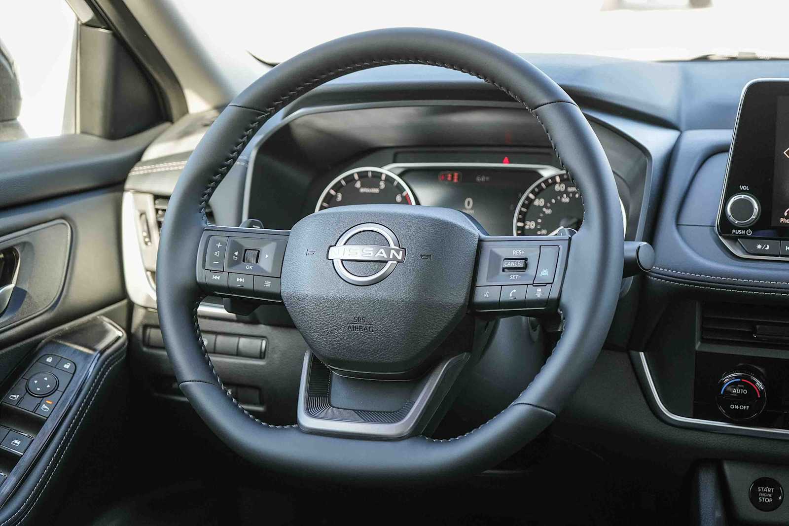 Thumbnail: 2026 Nissan Rogue - 17