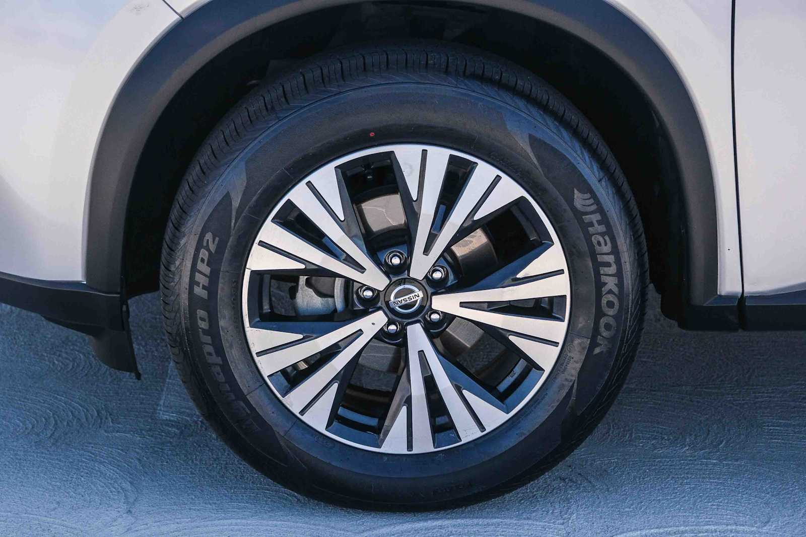 Thumbnail: 2021 Nissan Rogue - 10