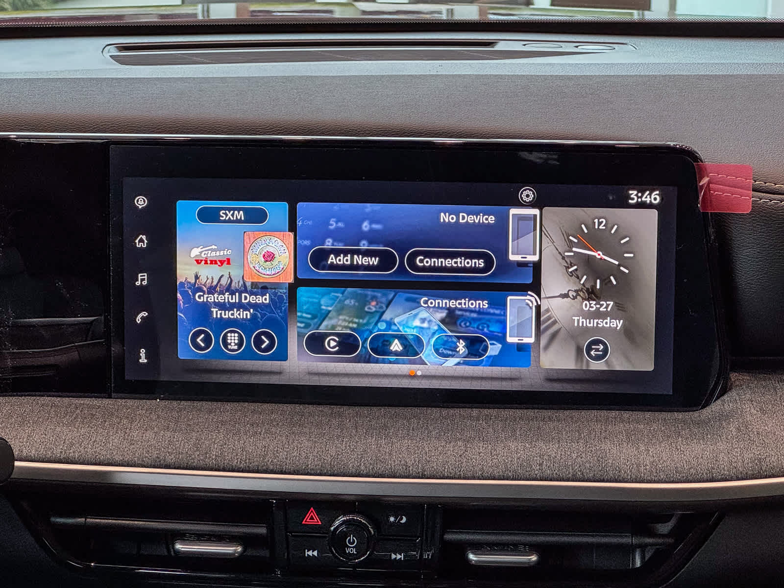 Thumbnail: 2025 Nissan Kicks - 16