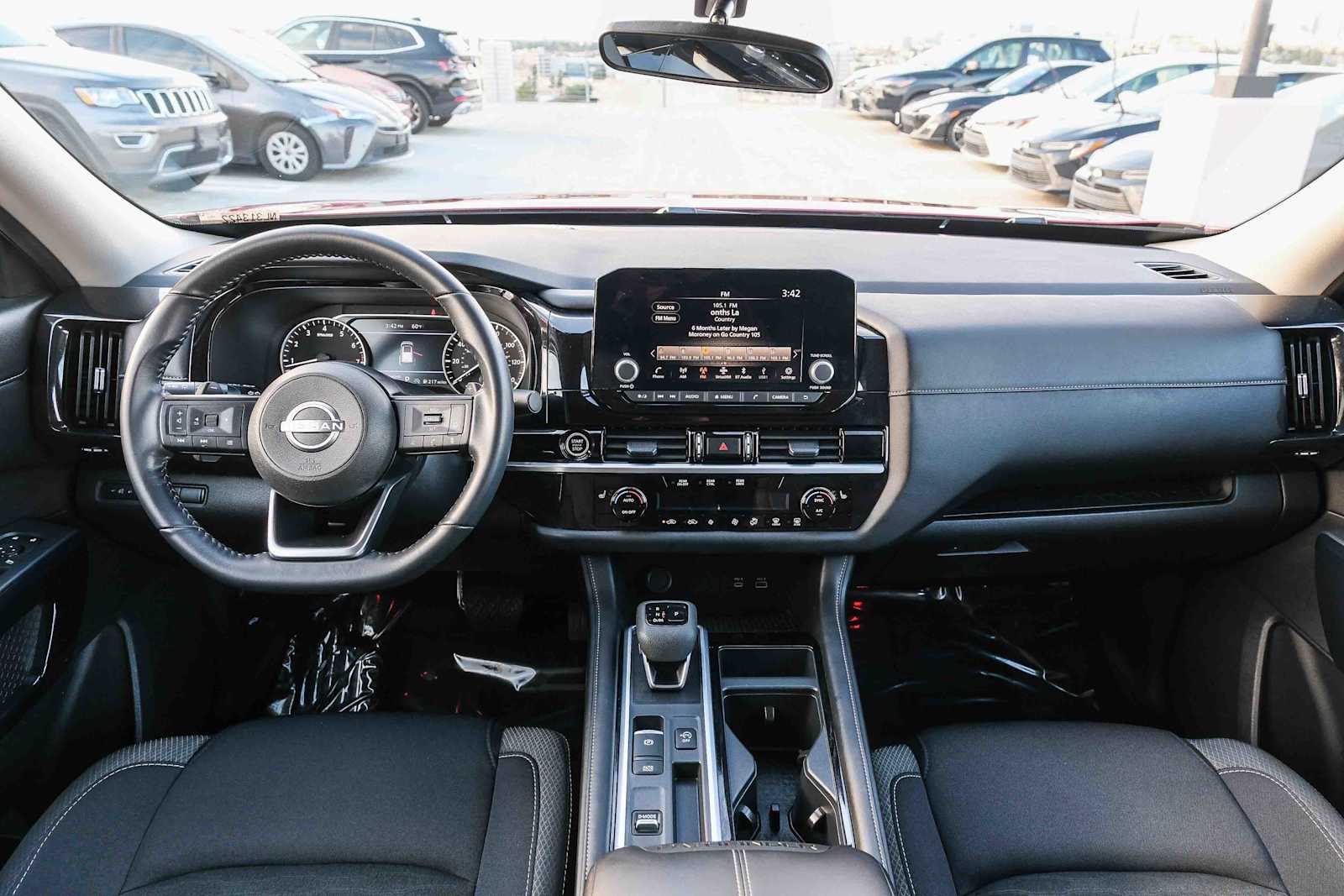 Thumbnail: 2024 Nissan Pathfinder - 13