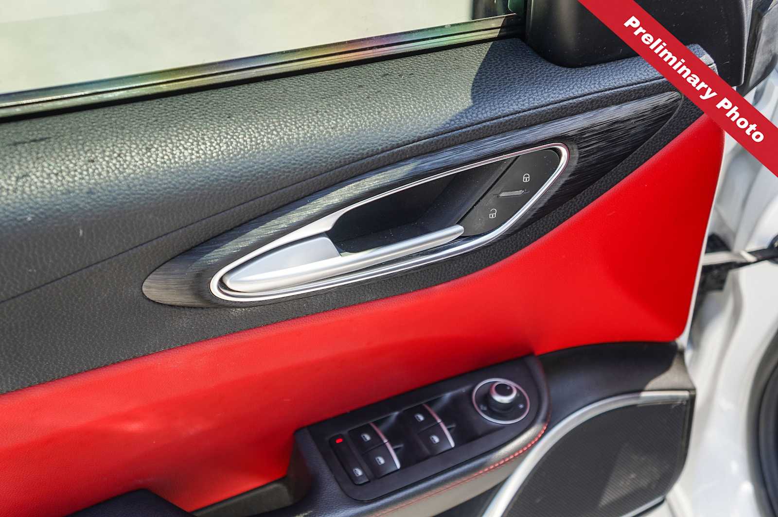Thumbnail: 2020 Alfa Romeo Giulia - 15