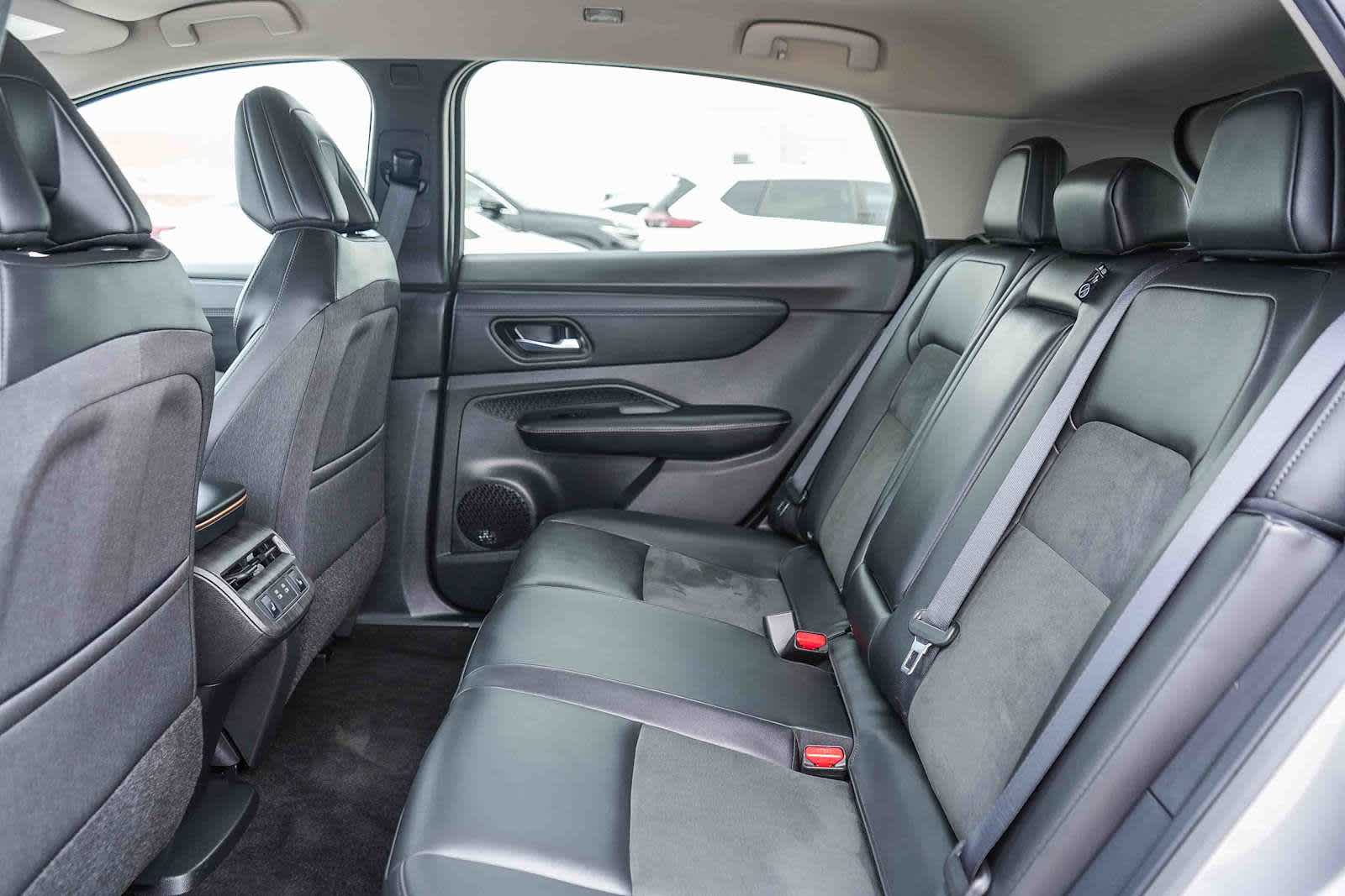 Thumbnail: 2025 Nissan Ariya - 18