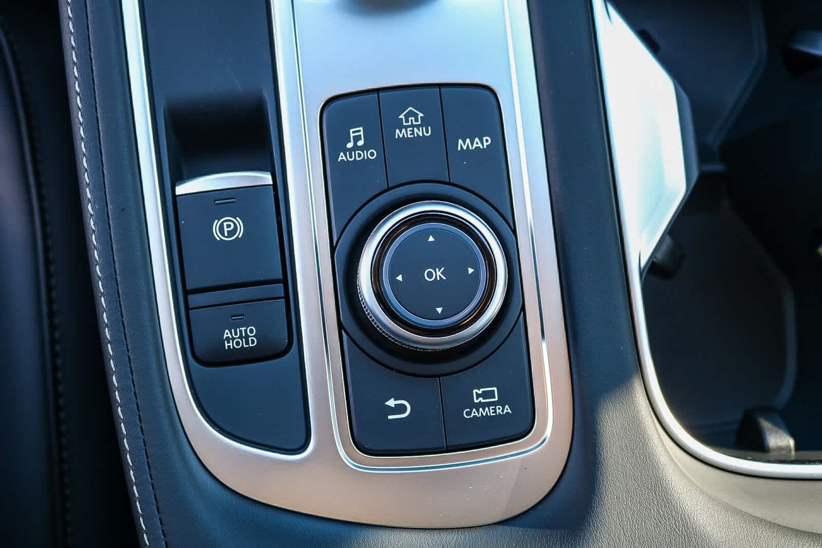 Thumbnail: 2026 INFINITI QX60 - 24