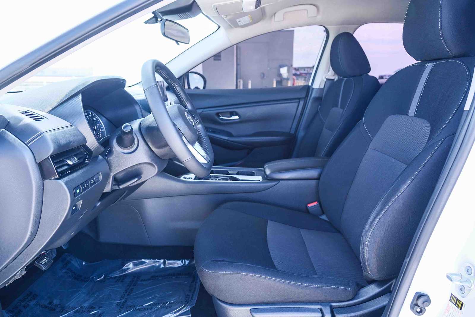 Thumbnail: 2023 Nissan Sentra - 17