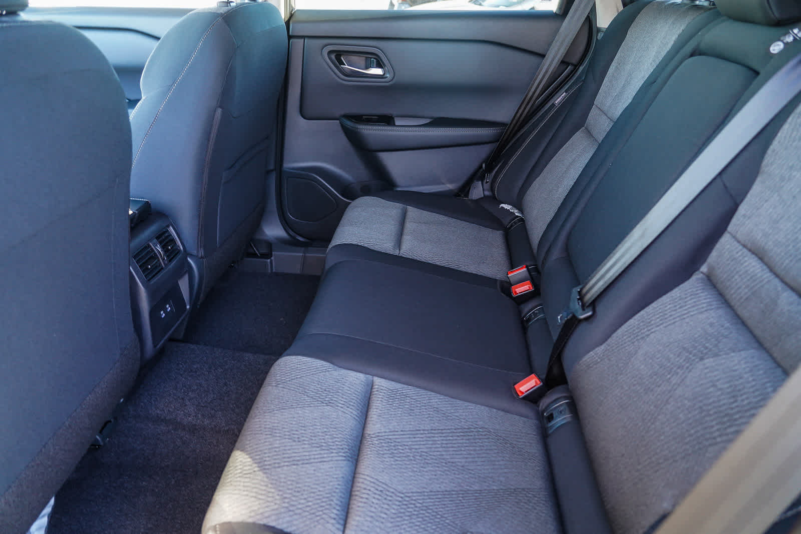 Thumbnail: 2026 Nissan Rogue - 20