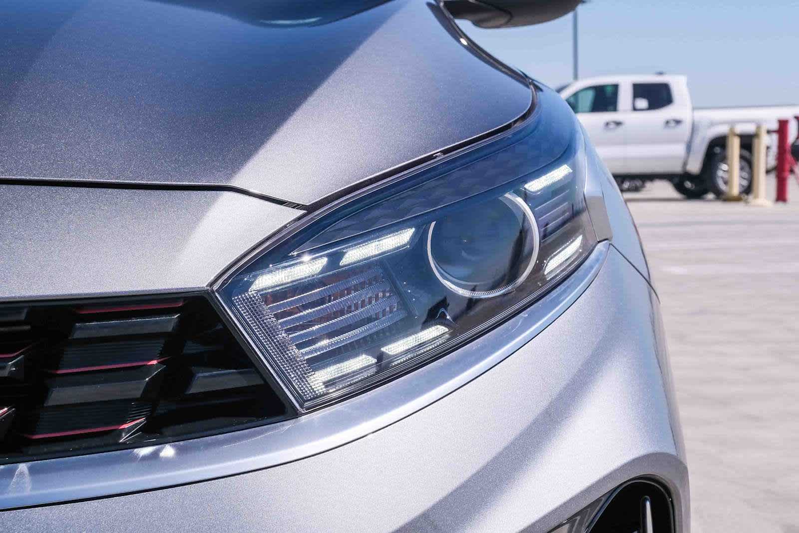 Thumbnail: 2023 Kia Forte - 12