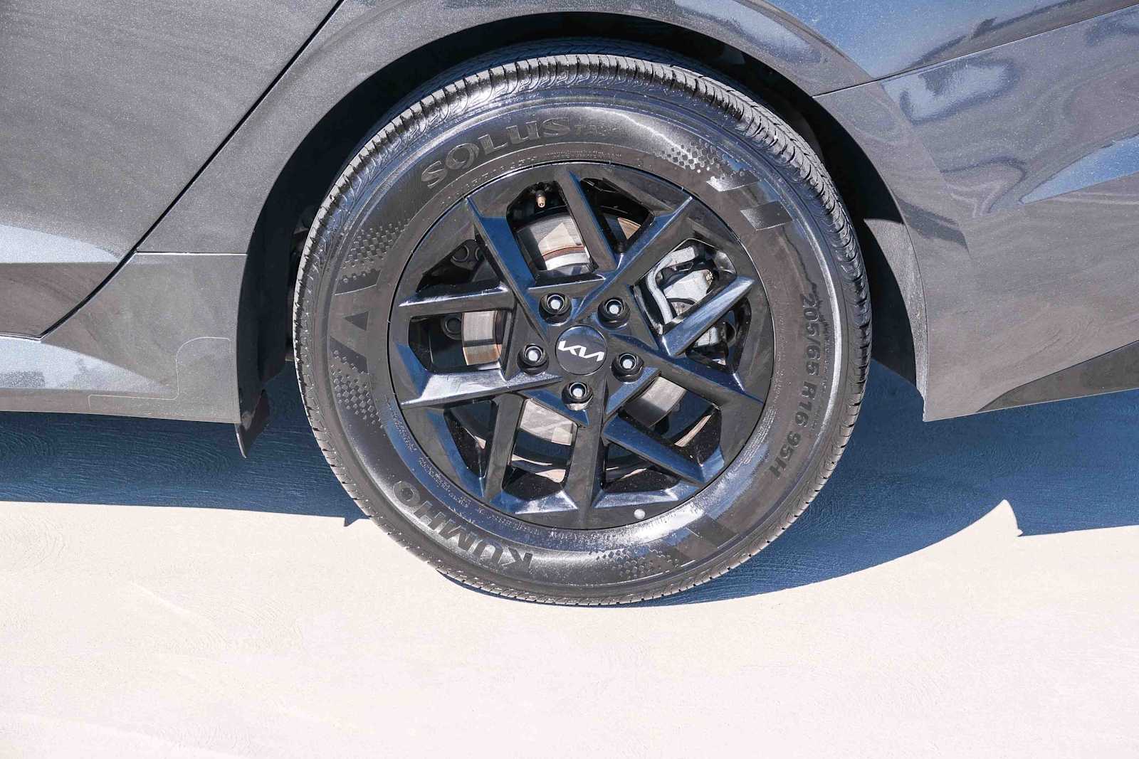 Thumbnail: 2025 Kia K5 - 9