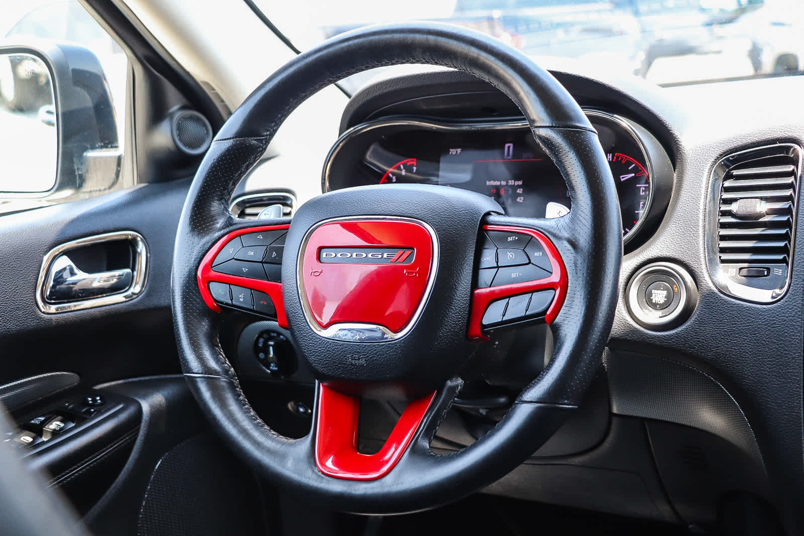 Thumbnail: 2018 Dodge Durango - 15