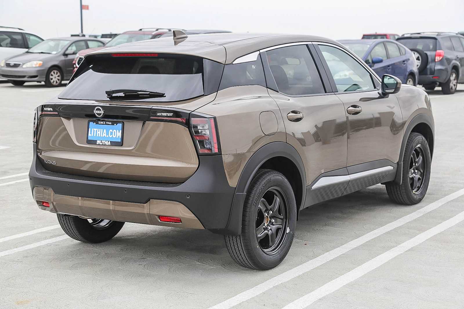 Thumbnail: 2025 Nissan Kicks - 6