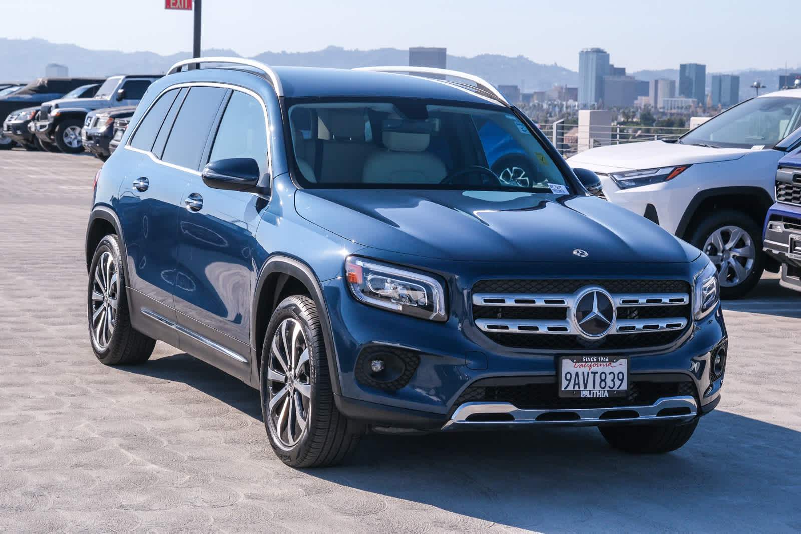 Thumbnail: 2022 Mercedes-Benz GLB - 3