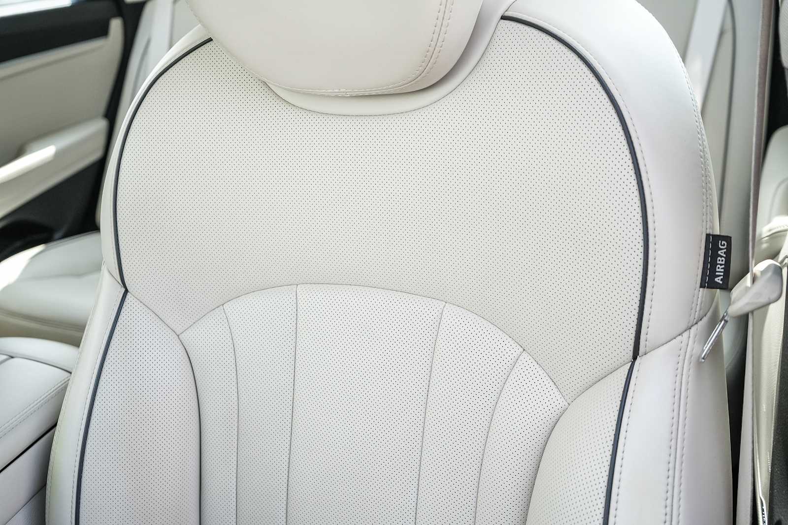 Thumbnail: 2020 Genesis G80 - 25