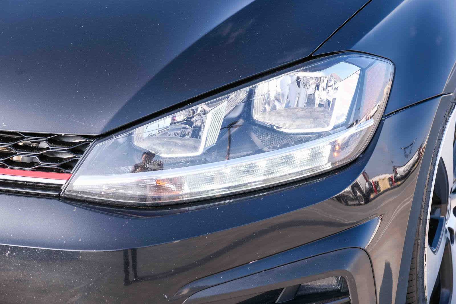 Thumbnail: 2018 Volkswagen Golf - 11
