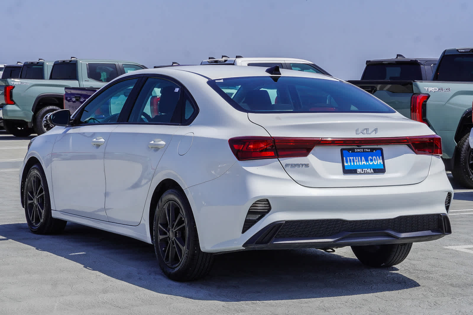 Thumbnail: 2023 Kia Forte - 6