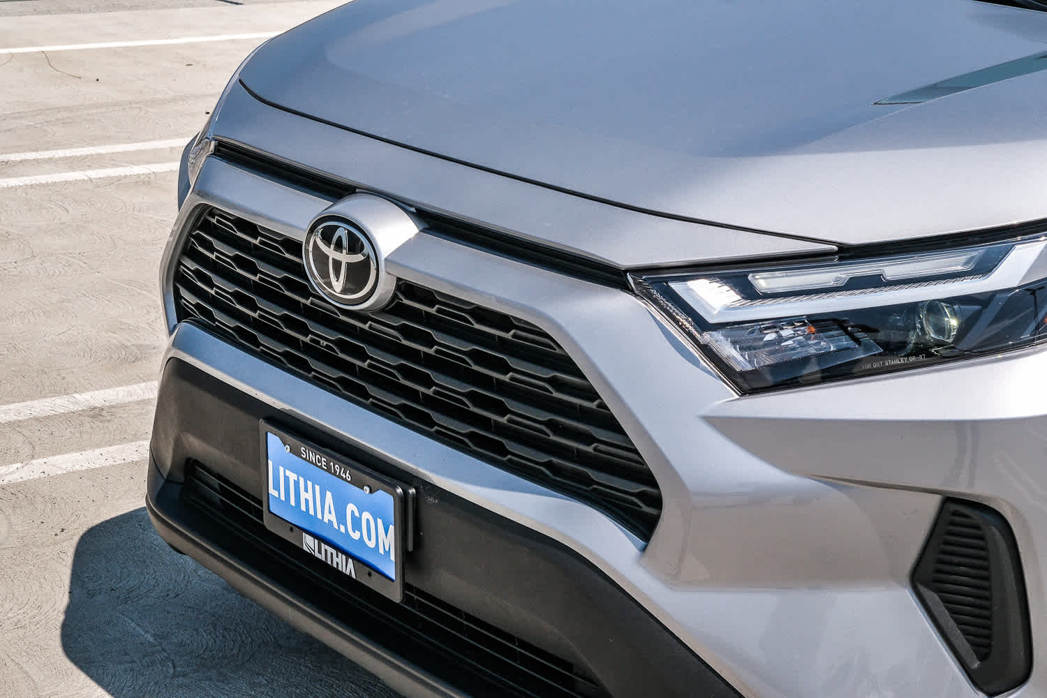 Thumbnail: 2024 Toyota RAV4 - 7