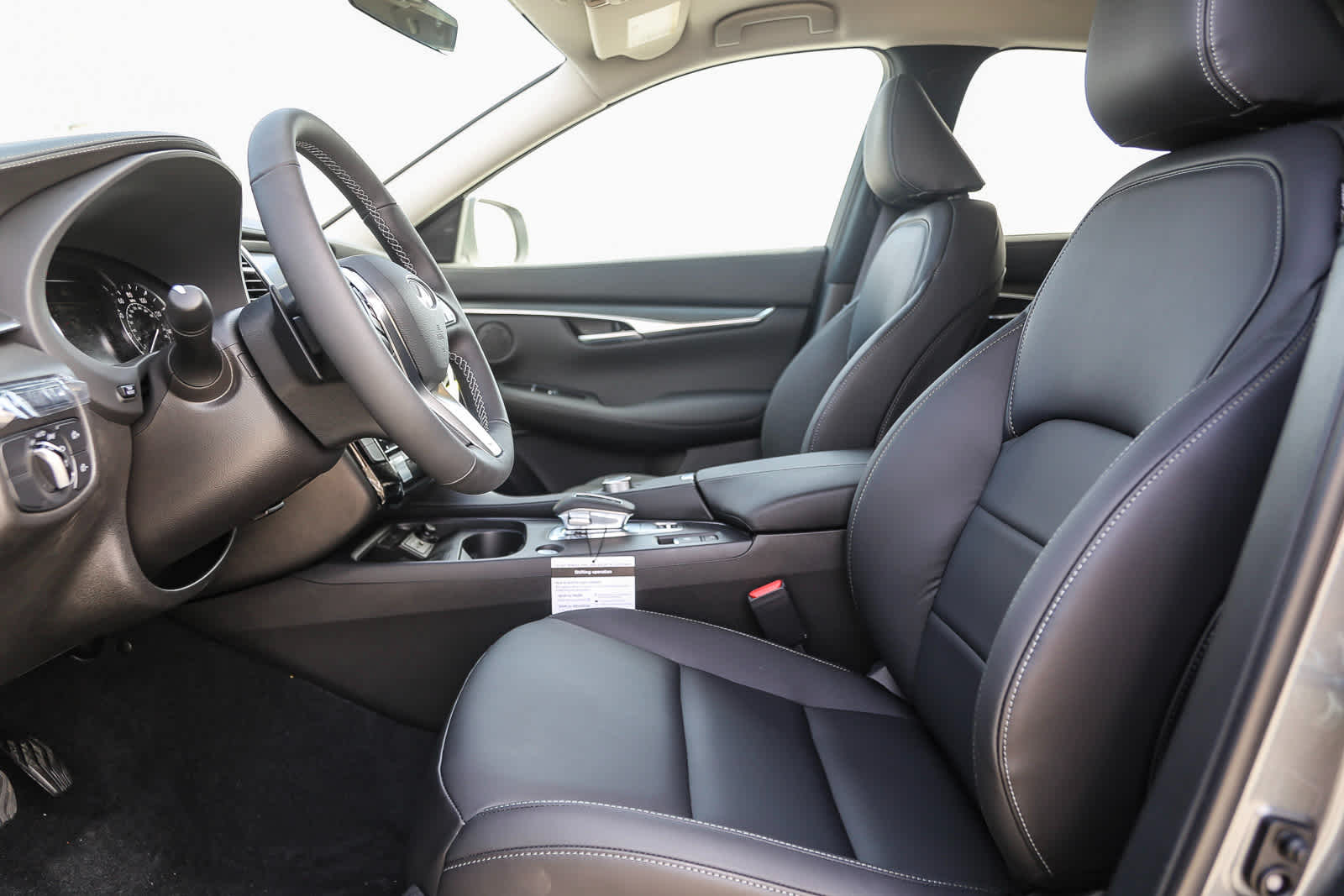 Thumbnail: 2025 INFINITI QX50 - 20