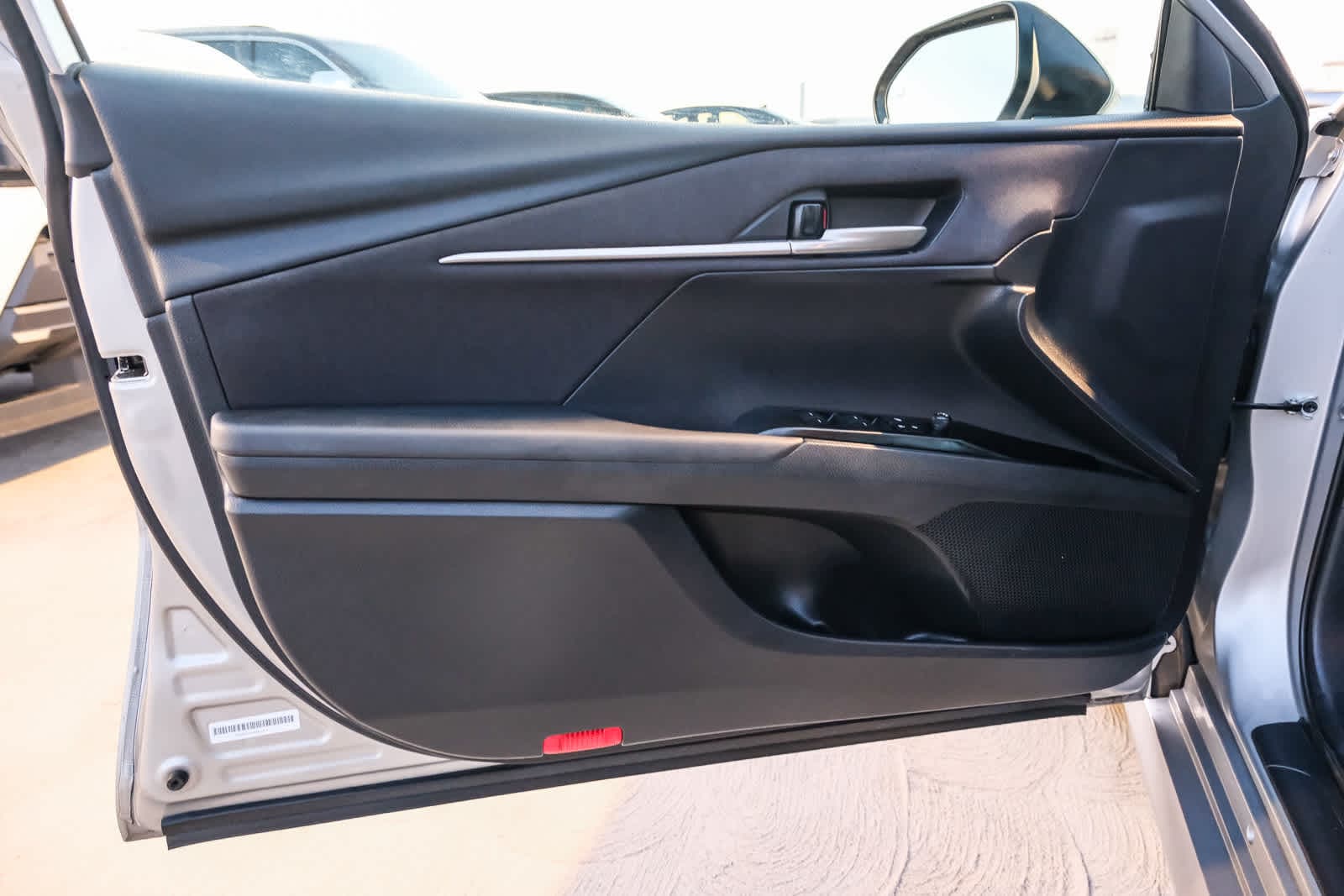 Thumbnail: 2025 Toyota Camry - 18