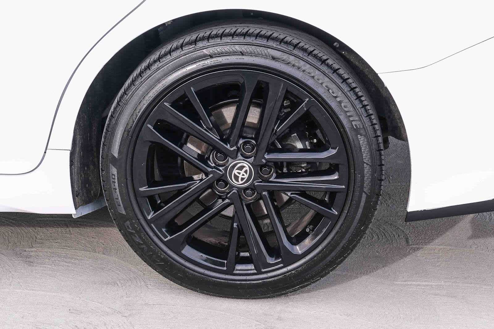 Thumbnail: 2025 Toyota Camry - 10