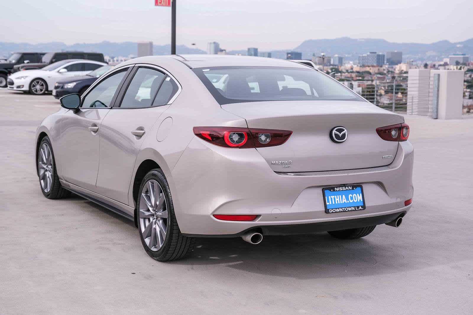 Thumbnail: 2022 Mazda Mazda3 - 7