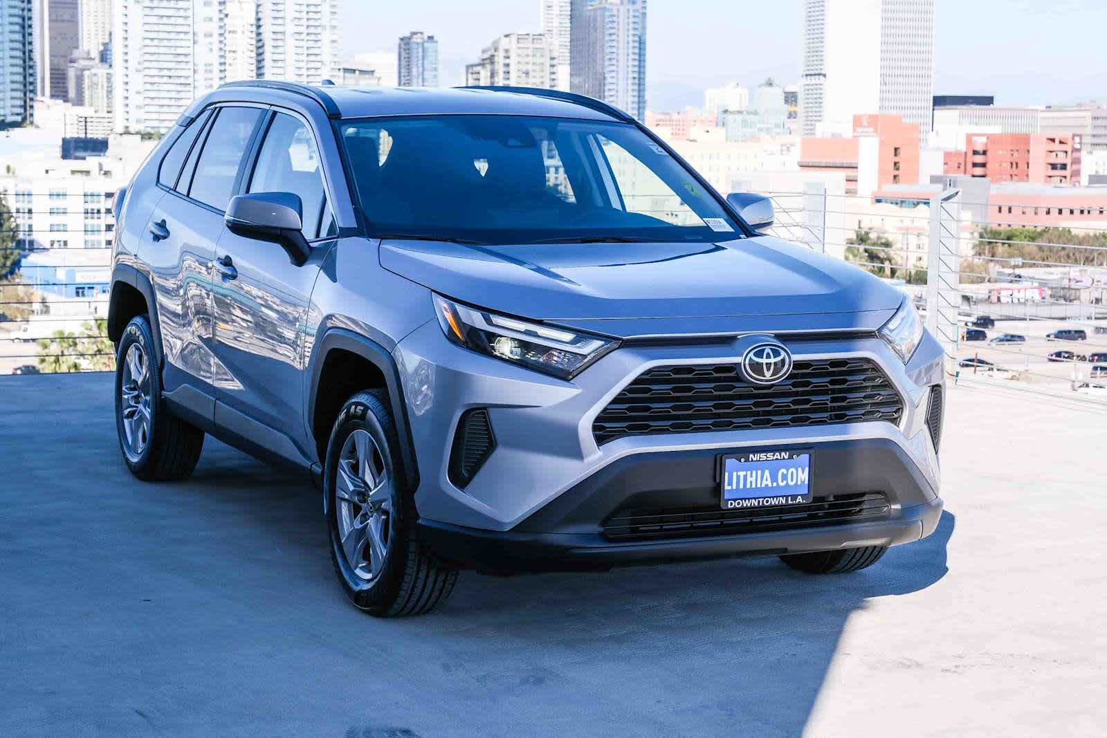 Thumbnail: 2025 Toyota RAV4 - 3