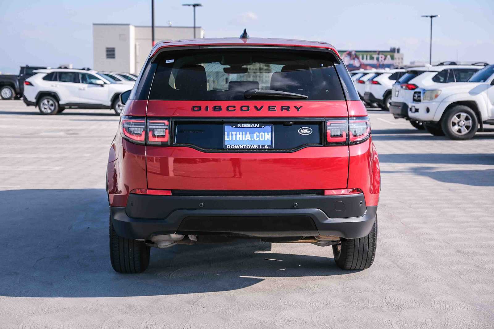 Thumbnail: 2021 Land Rover Discovery Sport - 5
