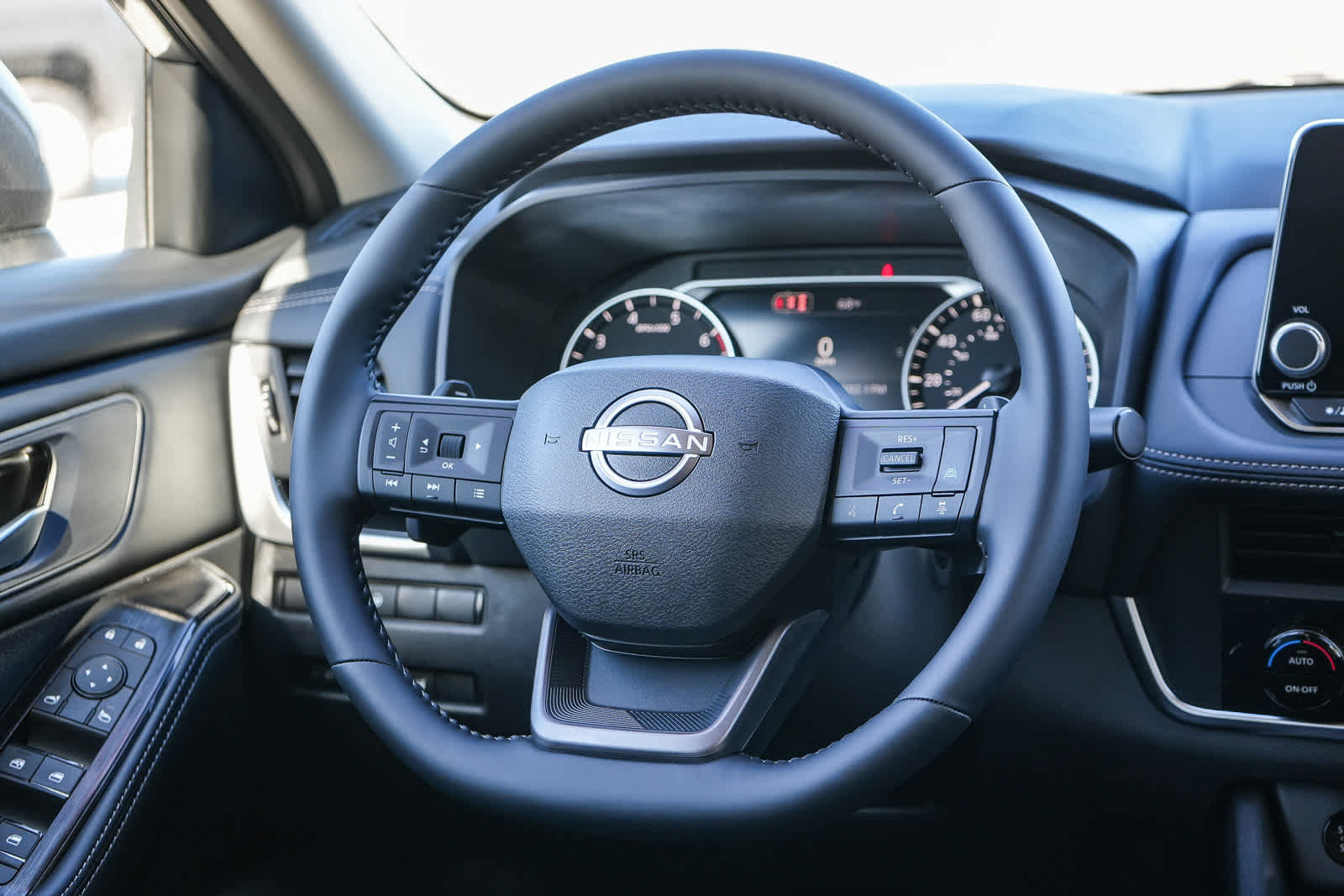 Thumbnail: 2026 Nissan Rogue - 18