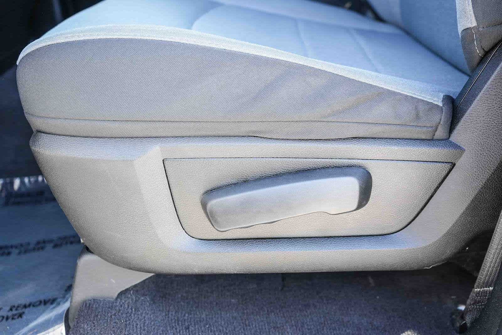 Thumbnail: 2024 RAM 1500 Classic - 20