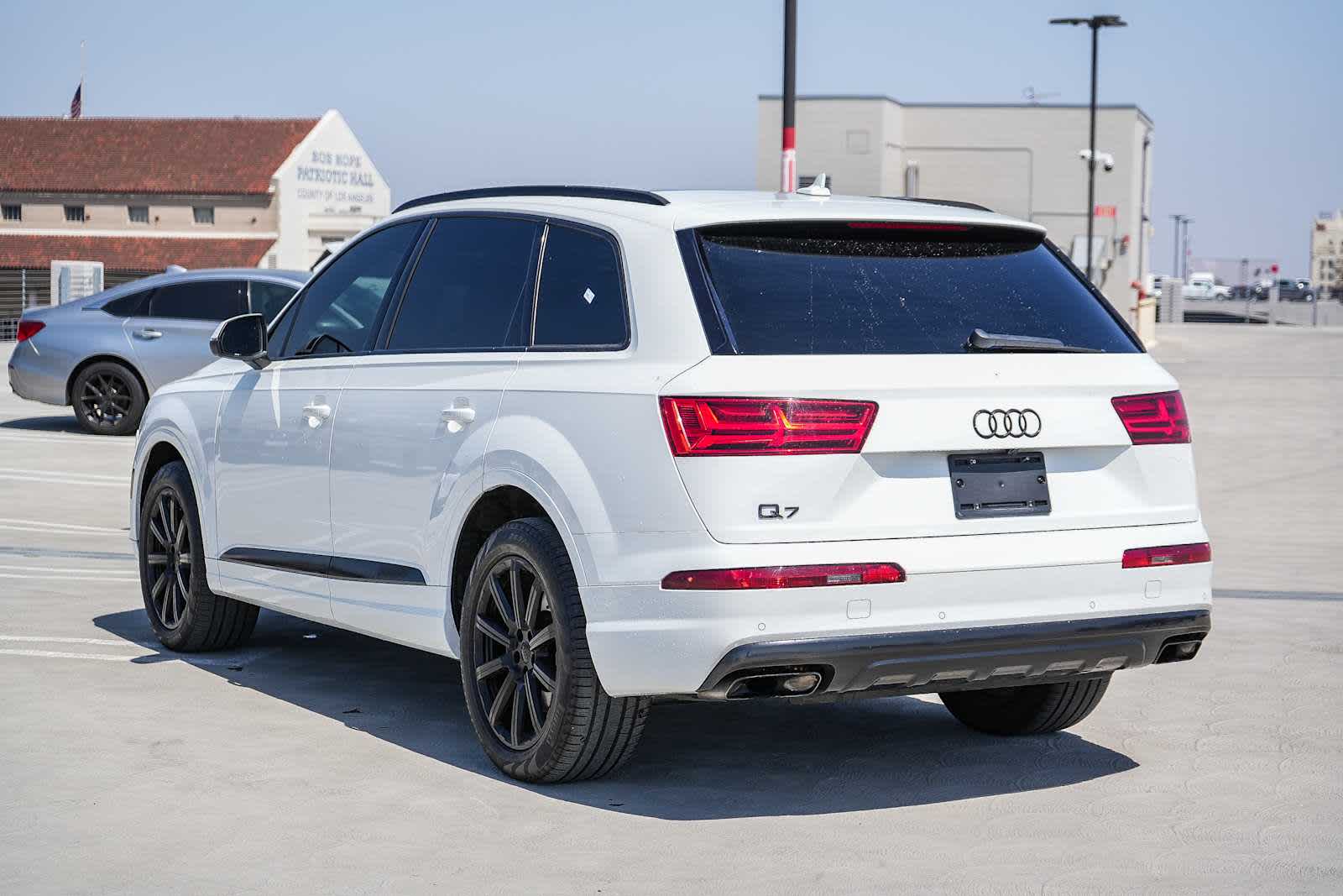 Thumbnail: 2019 Audi Q7 - 8