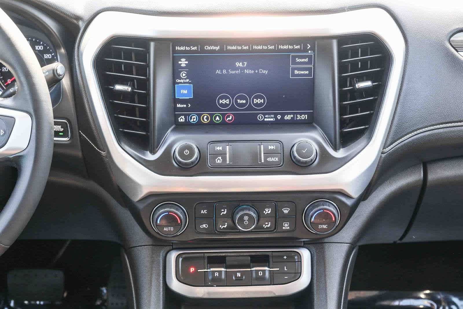 Thumbnail: 2023 GMC Acadia - 14