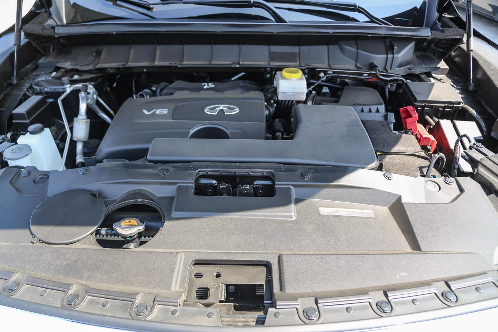 Thumbnail: 2024 INFINITI QX60 - 12