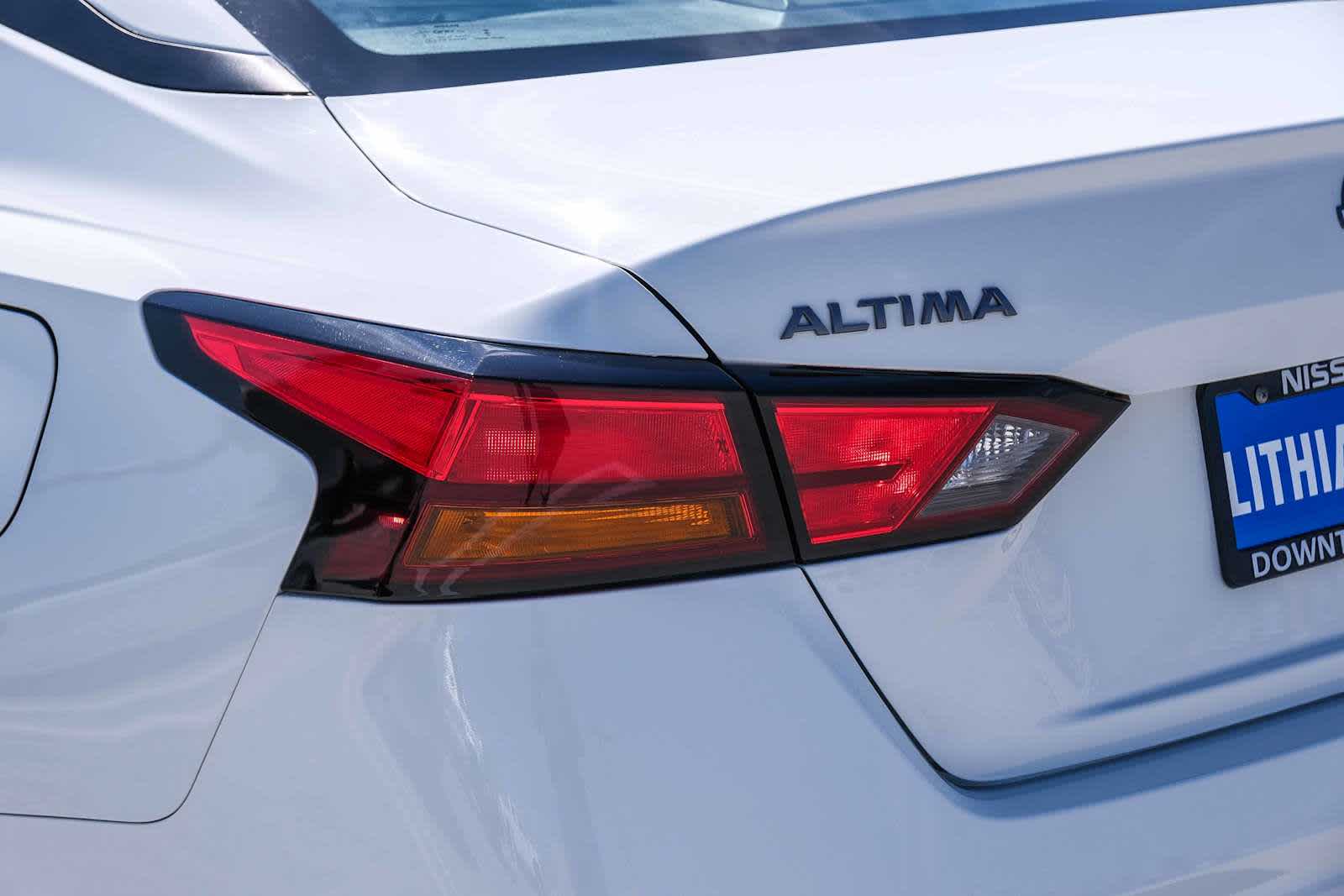 Thumbnail: 2025 Nissan Altima - 7