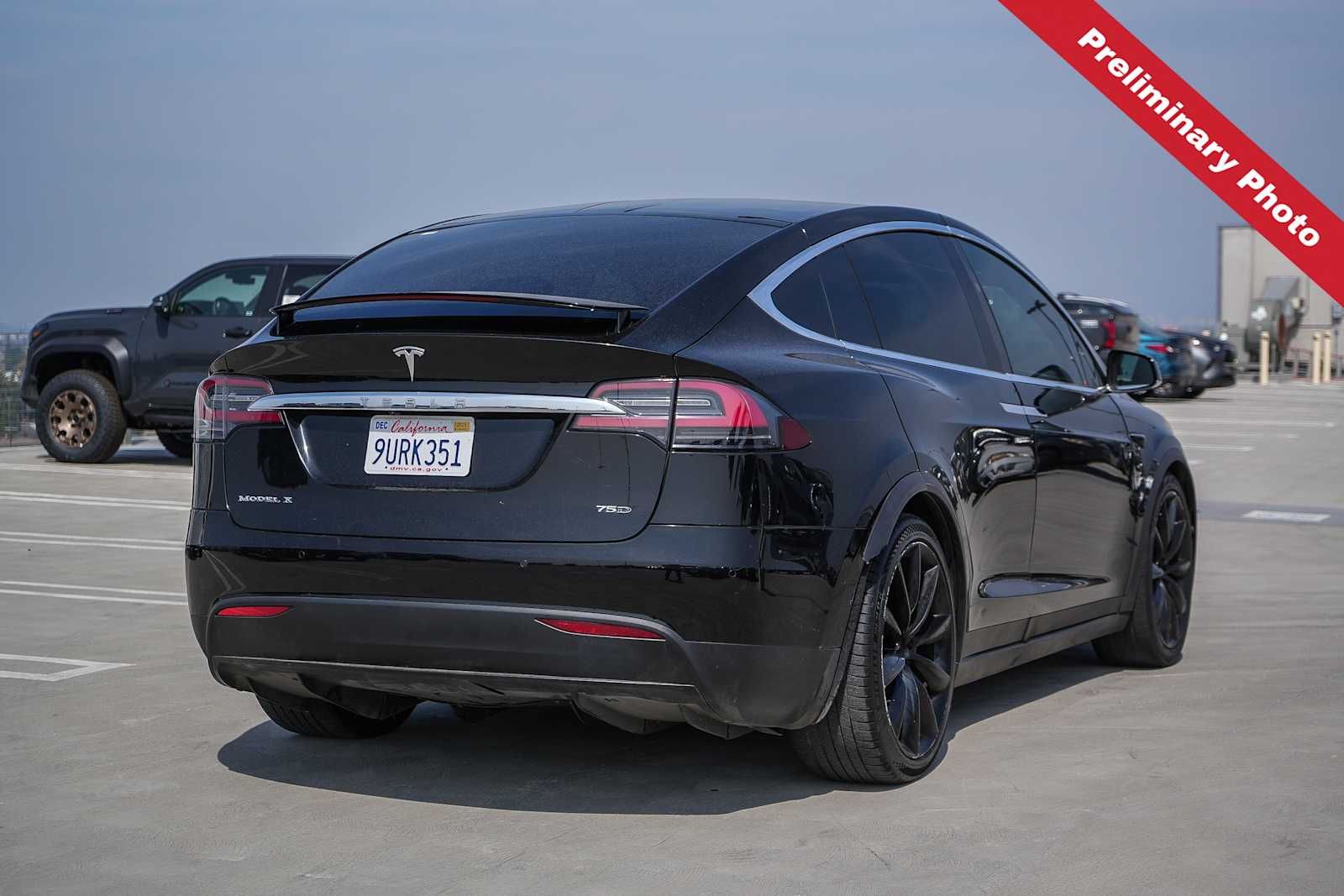 Thumbnail: 2018 Tesla Model X - 6