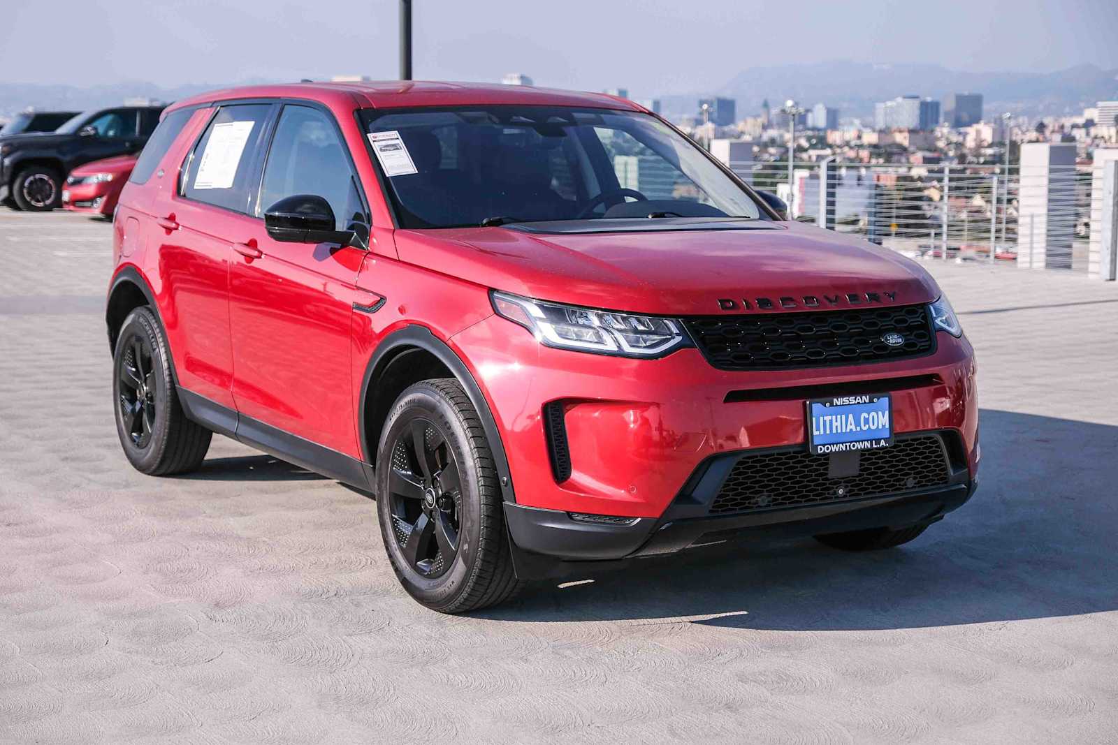 Thumbnail: 2021 Land Rover Discovery Sport - 3