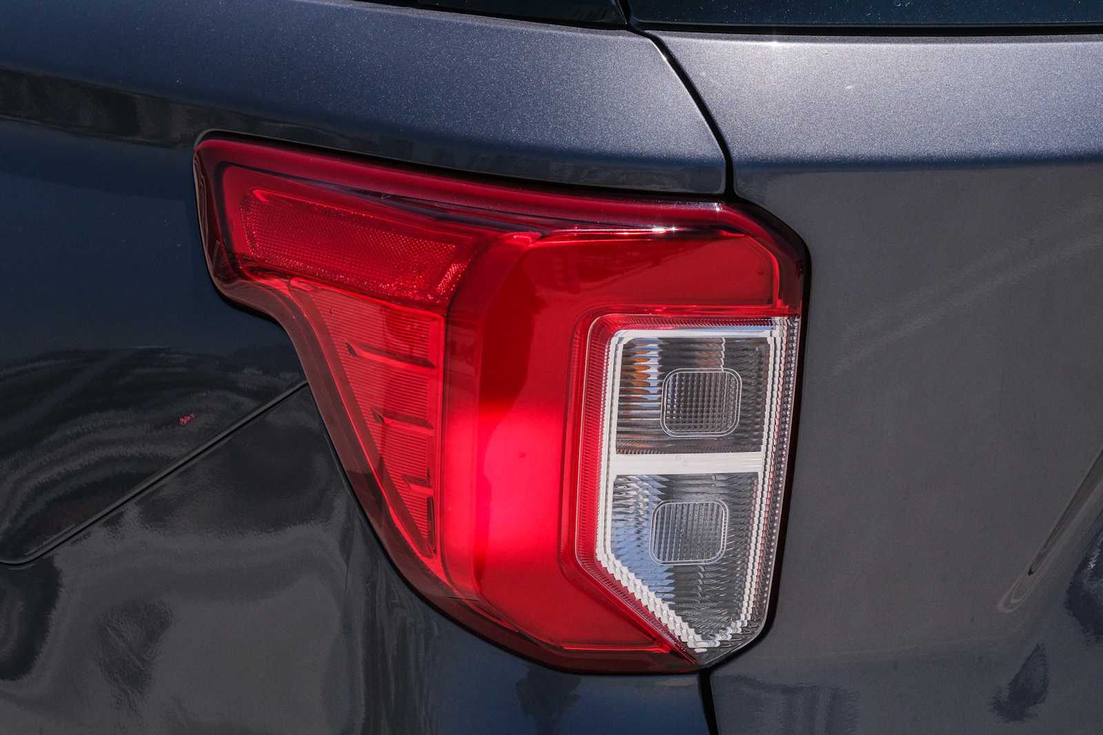 Thumbnail: 2021 Ford Explorer - 7