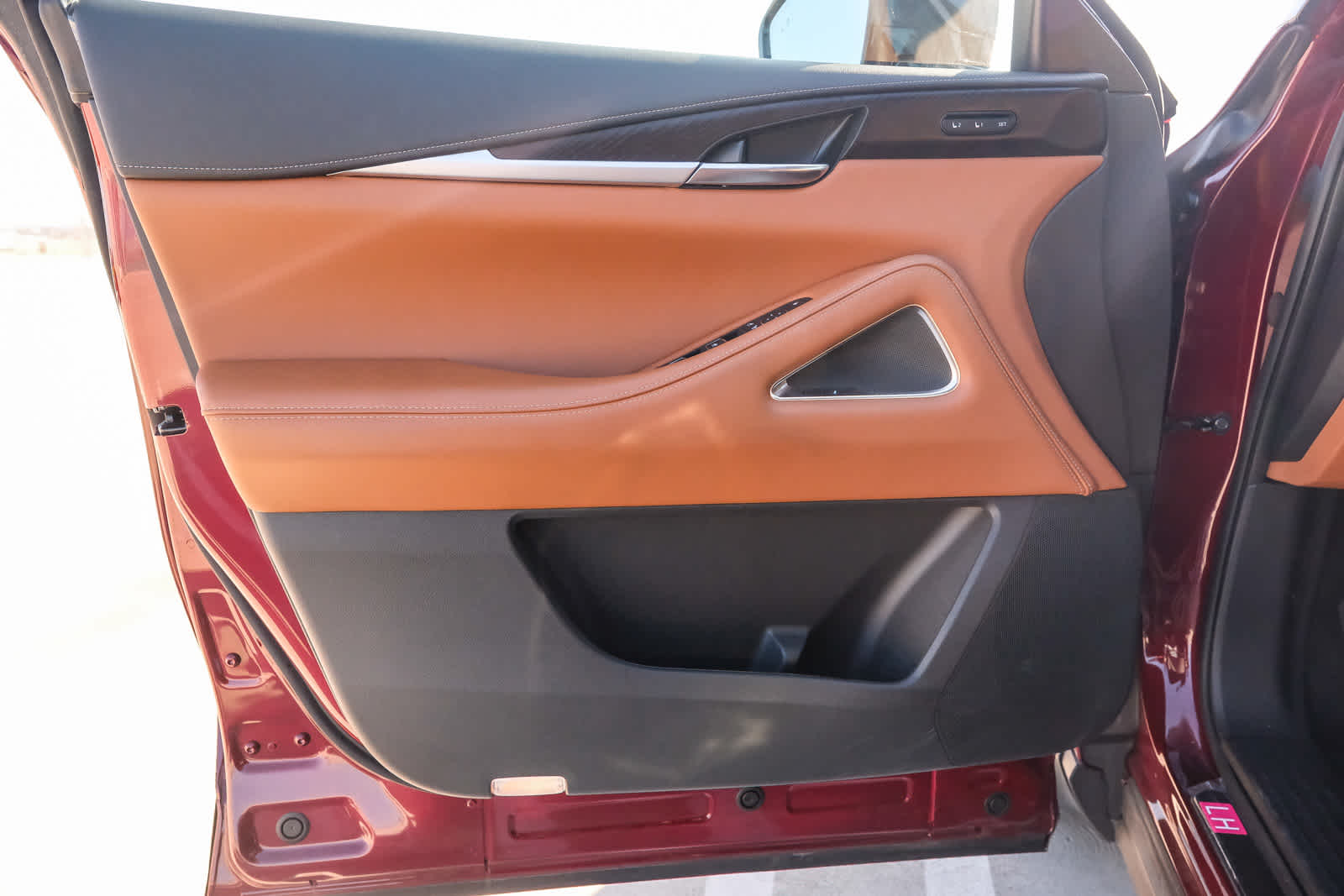 Thumbnail: 2024 INFINITI QX60 - 24