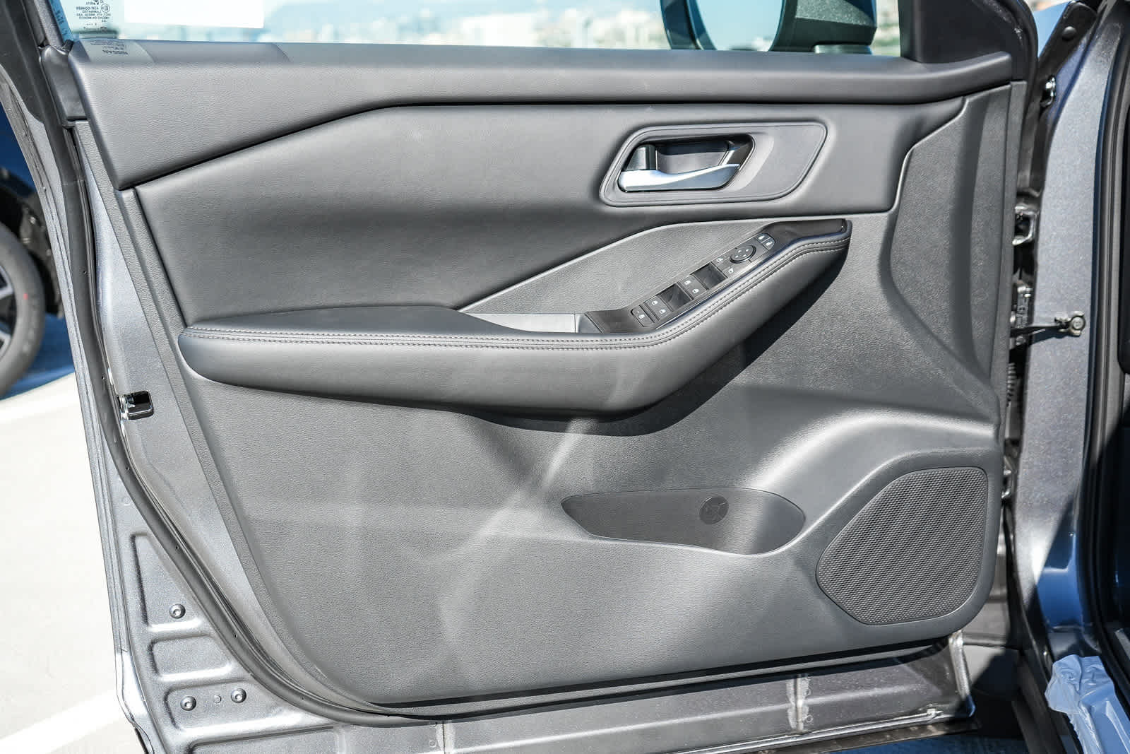 Thumbnail: 2026 Nissan Rogue - 24