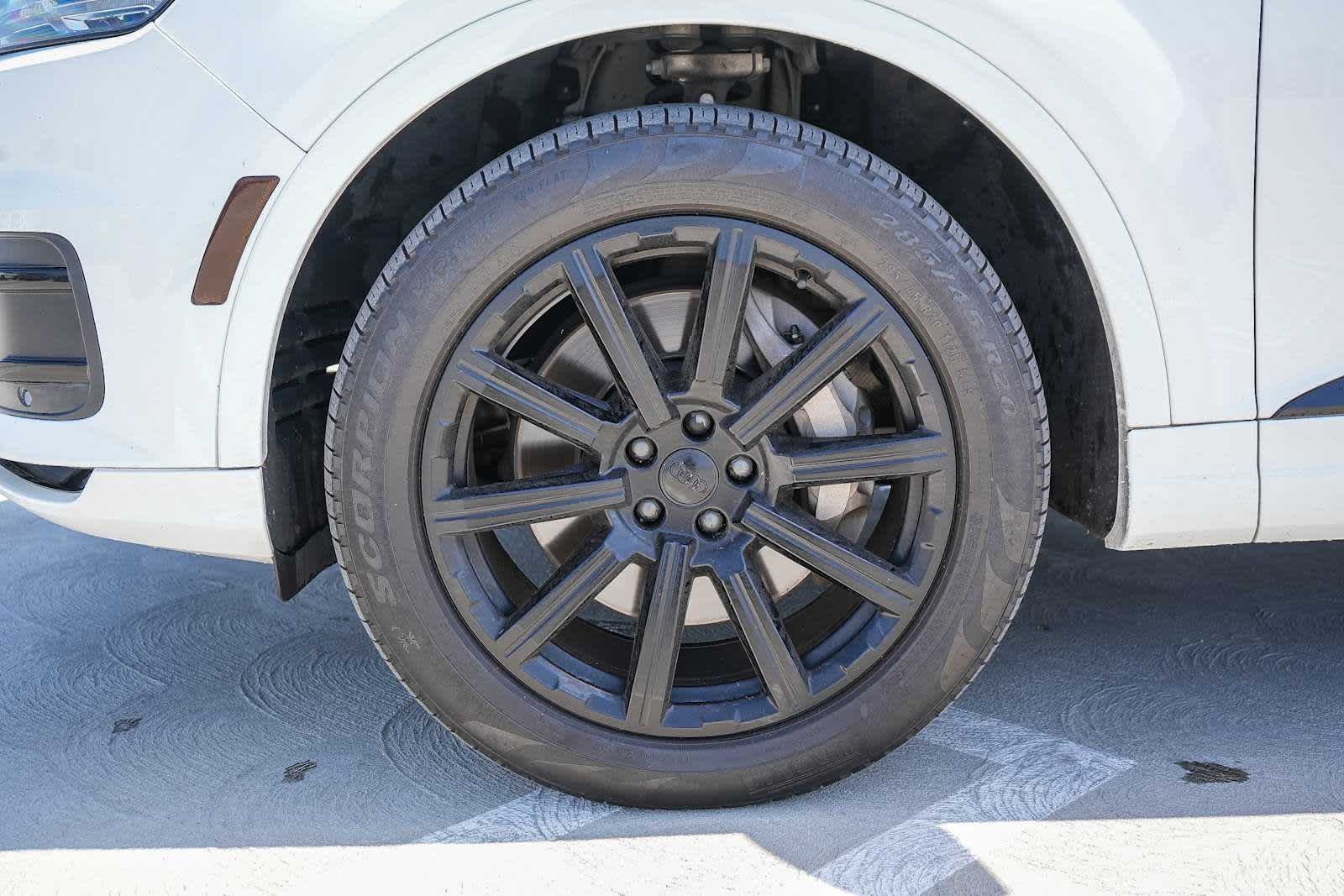 Thumbnail: 2019 Audi Q7 - 12