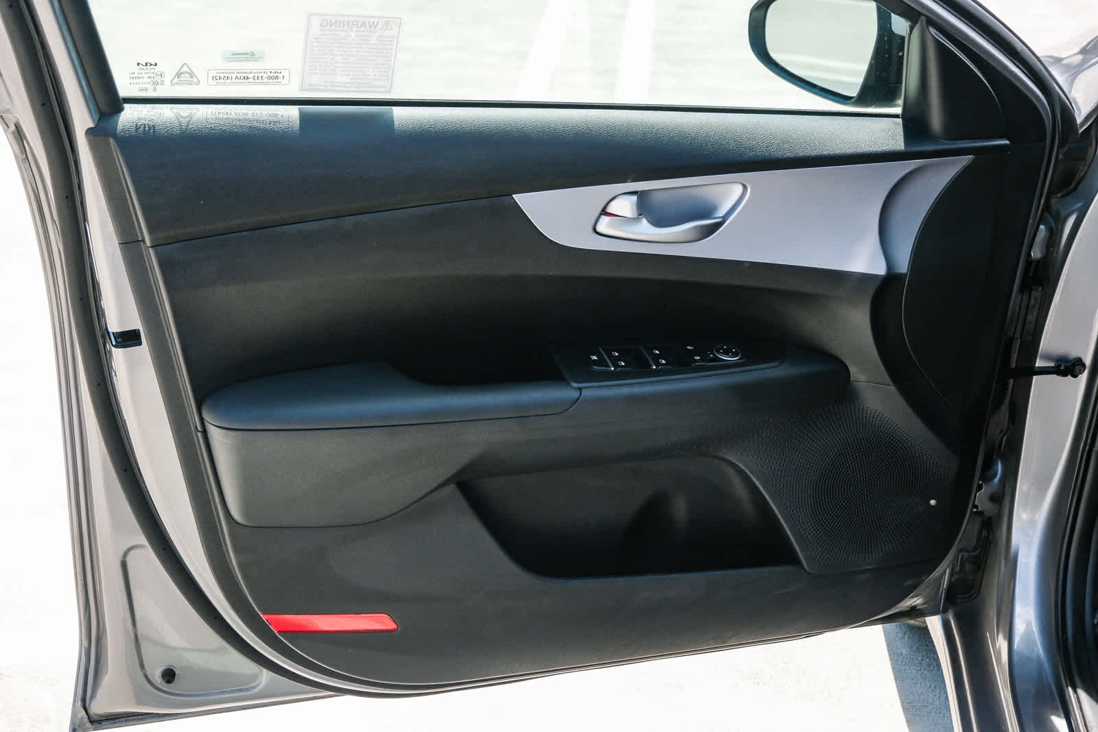Thumbnail: 2024 Kia Forte - 23