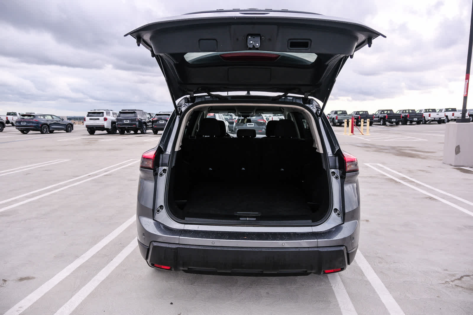 Thumbnail: 2024 Nissan Rogue - 27