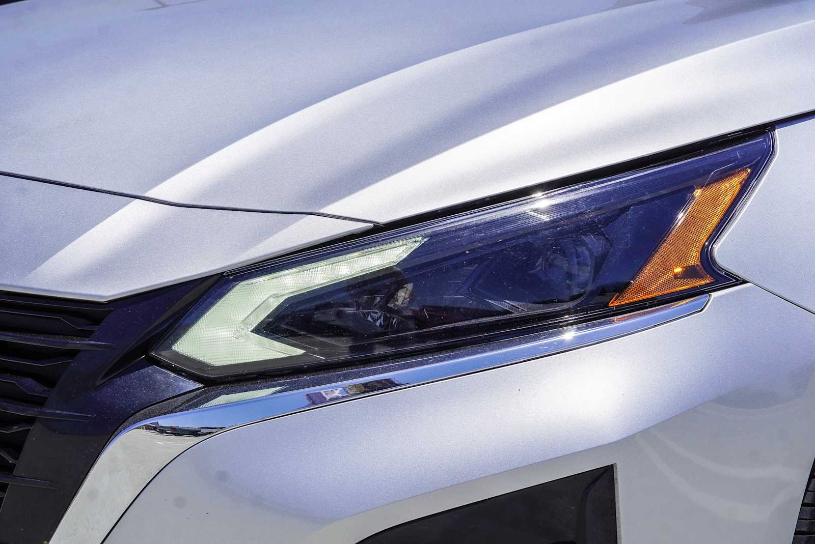 Thumbnail: 2023 Nissan Altima - 11