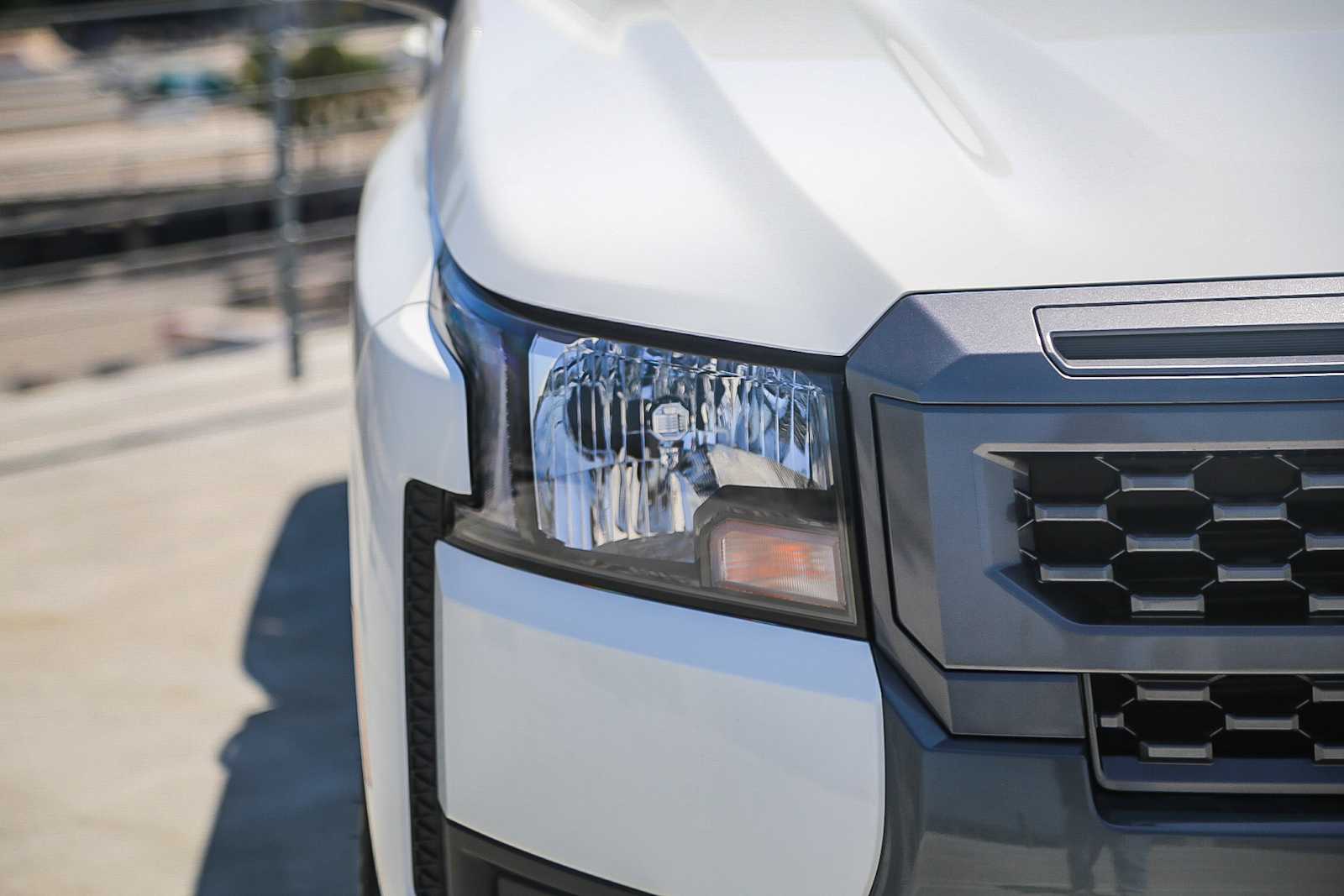 Thumbnail: 2025 Nissan Frontier - 4