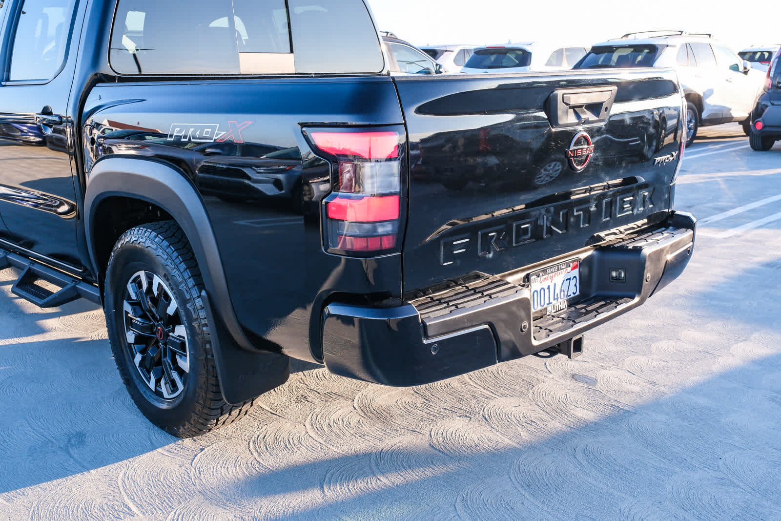 Thumbnail: 2023 Nissan Frontier - 8