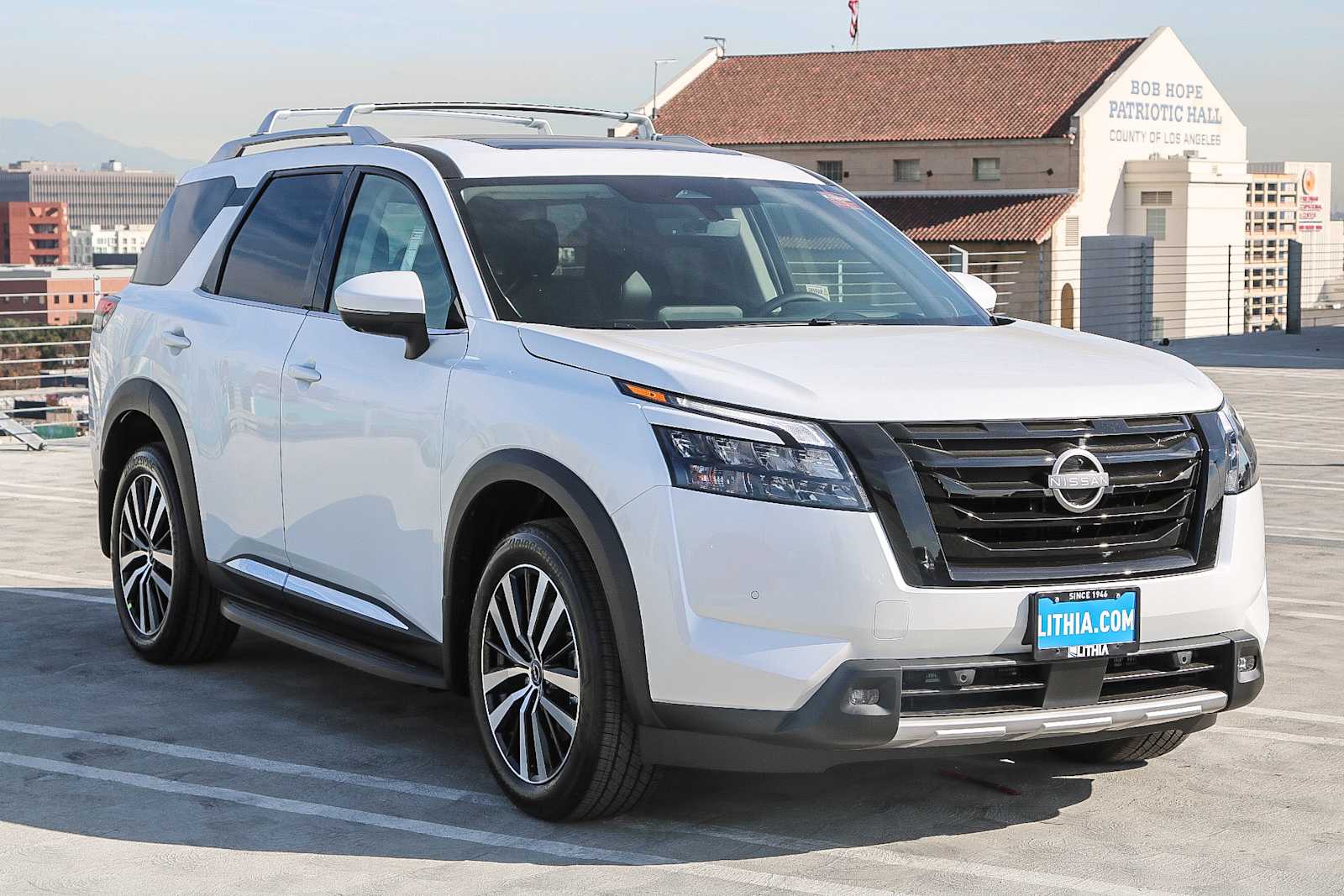 Thumbnail: 2025 Nissan Pathfinder - 3