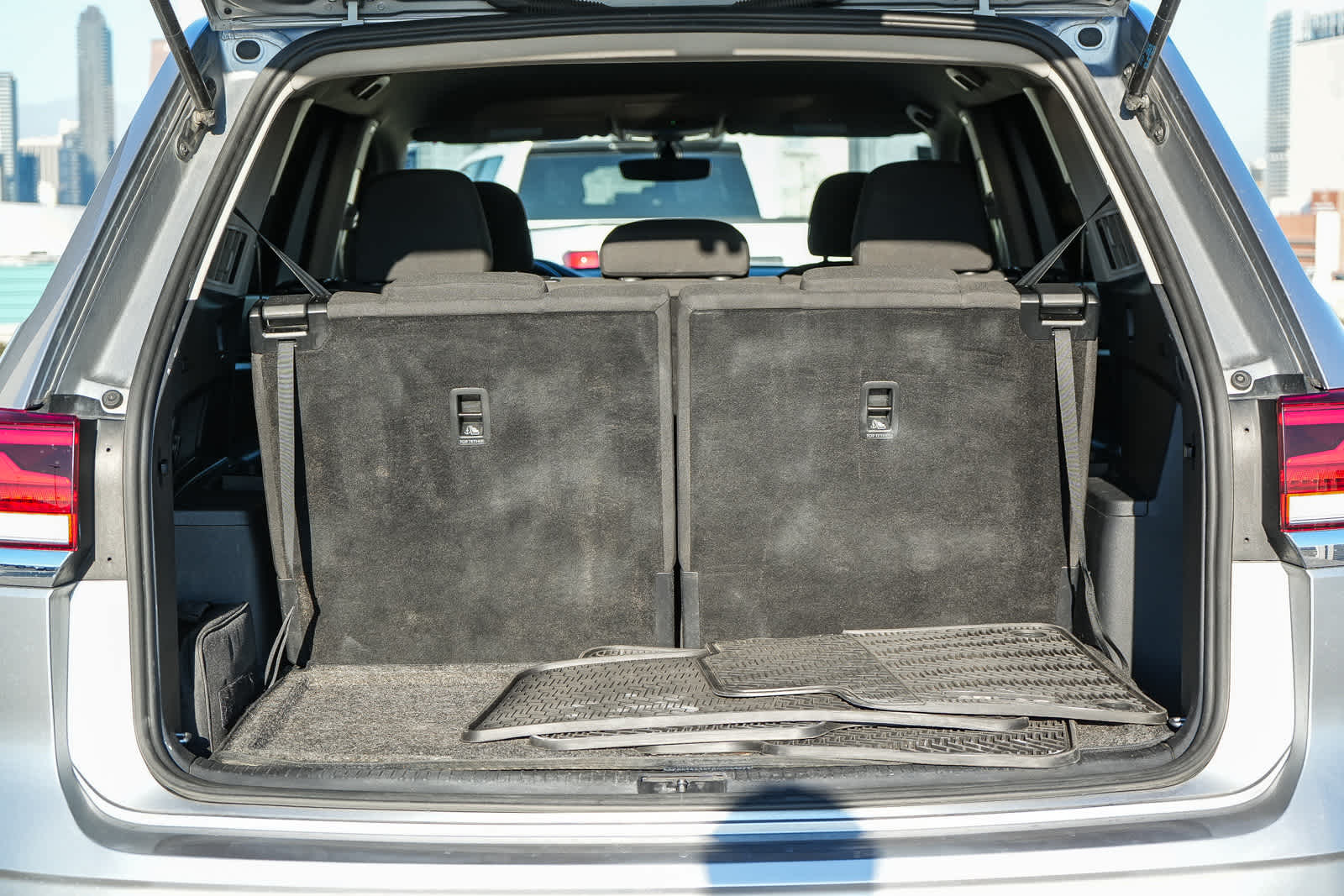 Thumbnail: 2021 Volkswagen Atlas - 24