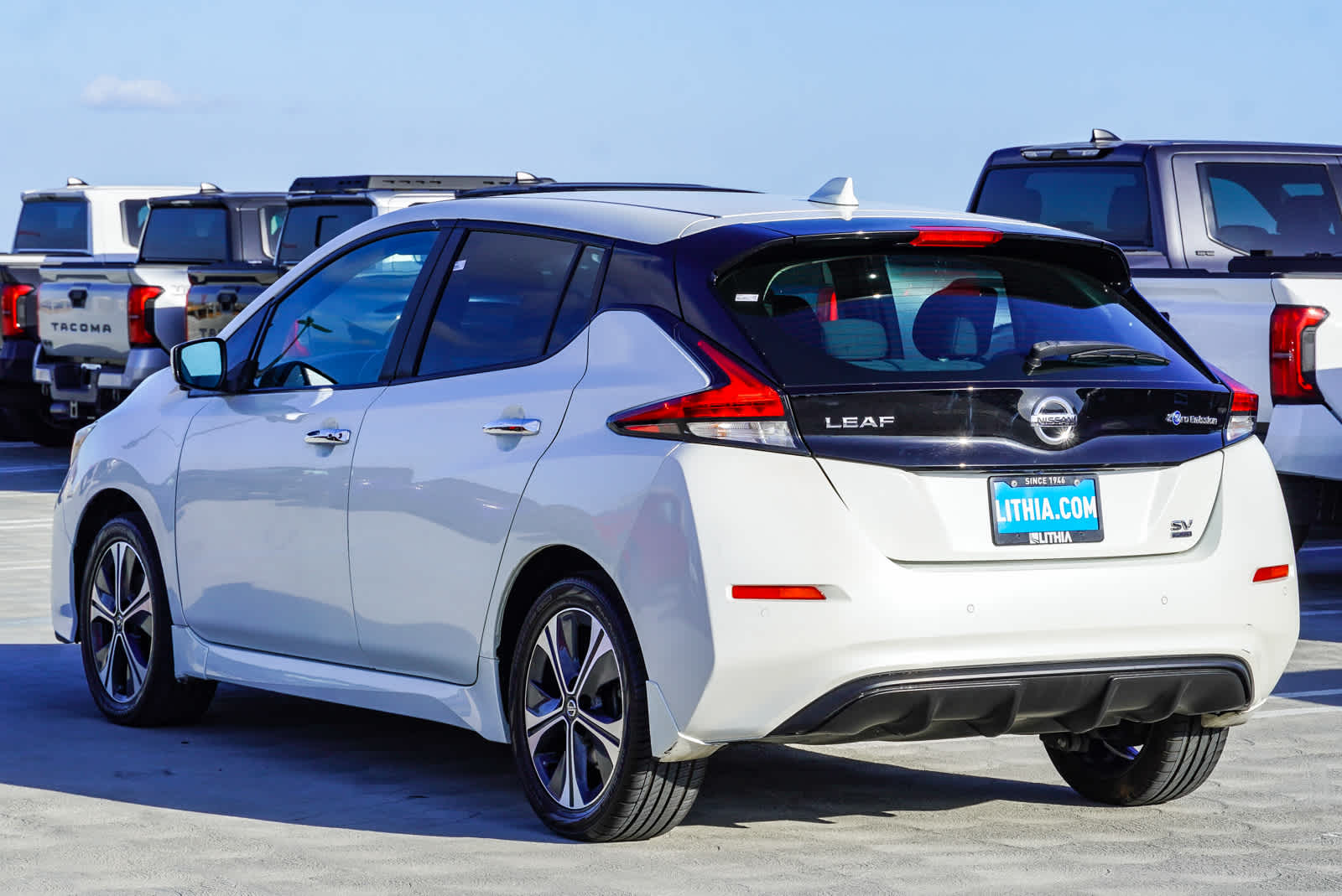 Thumbnail: 2020 Nissan Leaf - 6